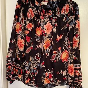 Loft medium size long sleeve top